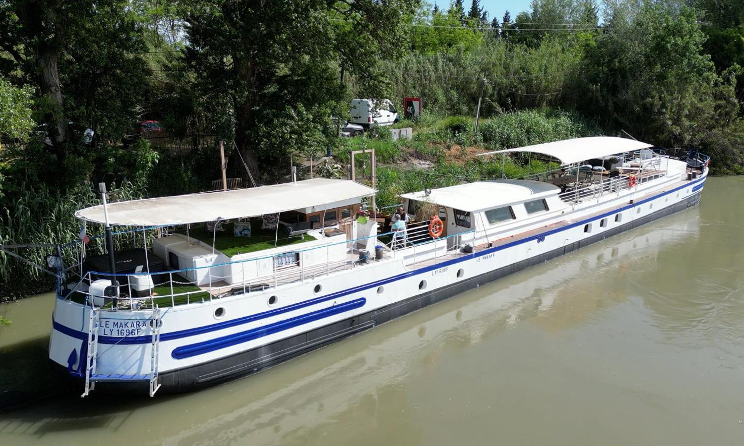 Photo Péniche Spa Le Makara - Avignon