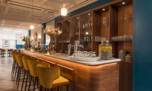 Hôtel Le Bristol - photo 1